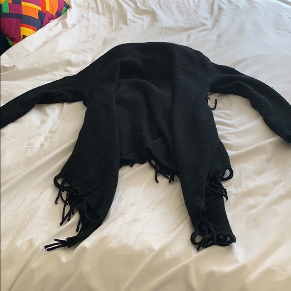 Long black sweater - Picture 2 of 2